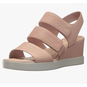 ECCO Shape Wedge Plateau Sandal in Rose Poussiere